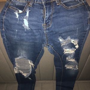 Dark Wash Distressed Jeans!!